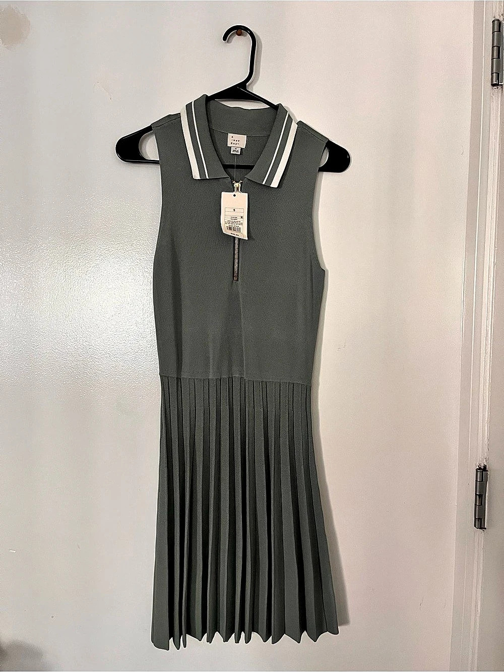 Universal Thread Pleated Mini Dress in Green